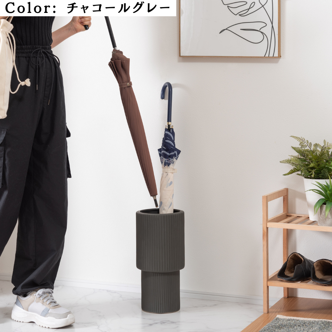 白系インテリアに合うマットな質感が上品な傘立て 白系インテリアに合うマットな質感が上品な傘立て