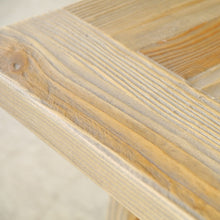 画像をギャラリービューアに読み込む, 木の質感を感じるパイン古材のリビングテーブル（幅110）
